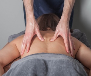 Voucher na masaż sportowy - oddaj się w ręce profesjonalistów  | Chorzów