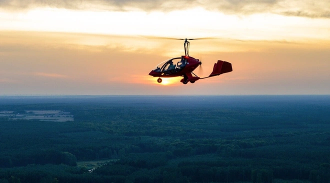 Lot Widokowy Wiatrakowcem dla Dwojga | Poznań (okolice)